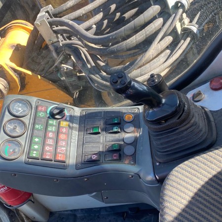 LIEBHERR - A309 - Recubrimiento de neumáticos - PANEL DE CONTROL