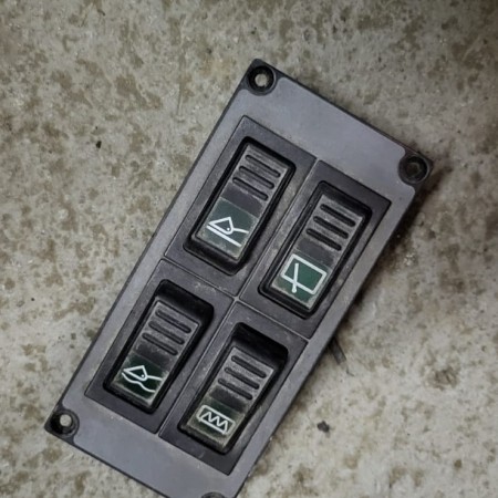 LIEBHERR - R906 - Cargador de cadenas - Consola de control 