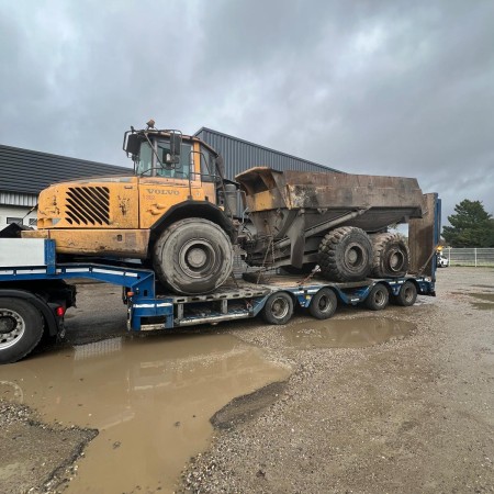 VOLVO - A30E - Camión volquete