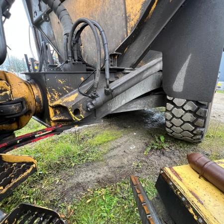 VOLVO - A40E - Camión volquete