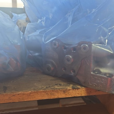 CATERPILLAR - MH3022 - Piel de neumático