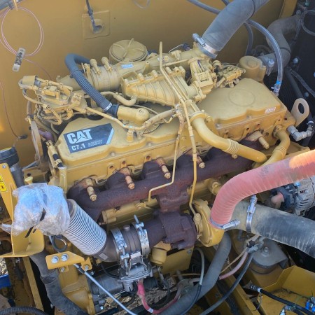 CATERPILLAR - 323 NEXTGEN - Excavadora de orugas - motor