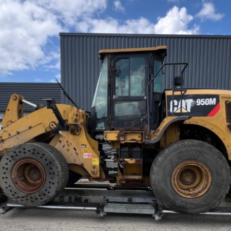 CATERPILLAR - 950M - Chargeur à pneus