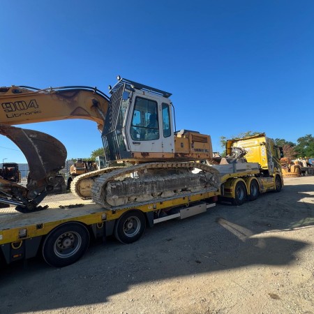 LIEBHERR - R904 - Excavadora de cadenas