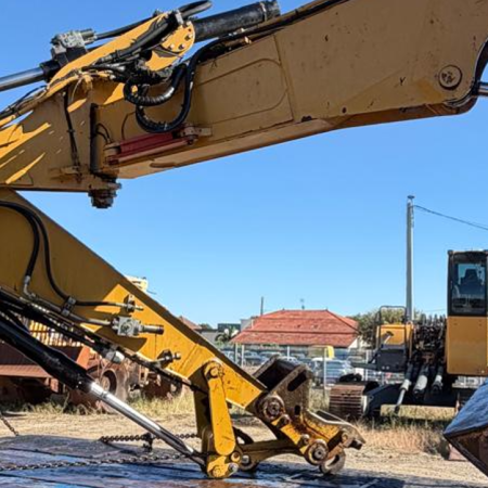 CATERPILLAR - M313D - Pelle à pneus