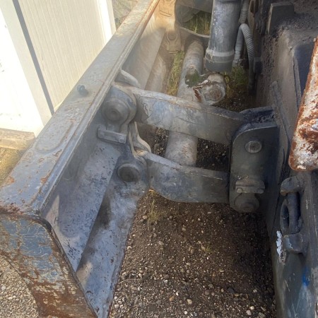 LIEBHERR - LH22M - Excavadora de ruedas