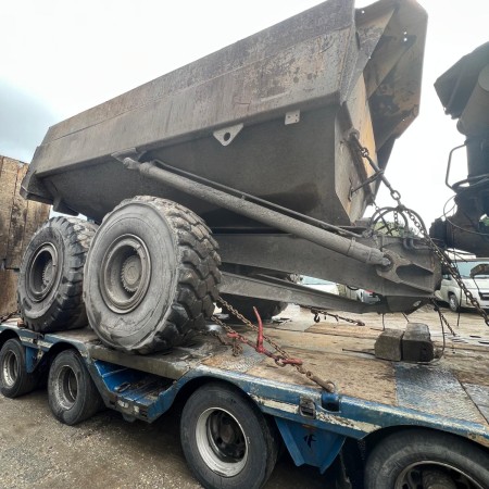 VOLVO - A30E - Camión volquete