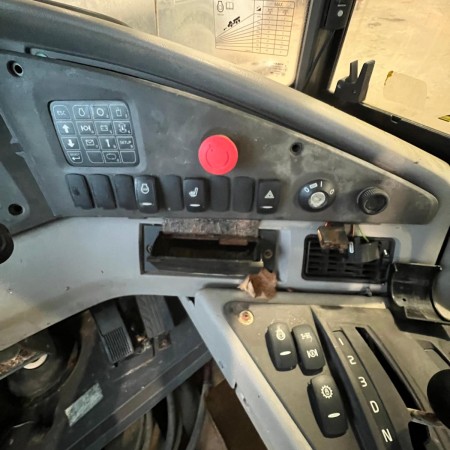 VOLVO - A30G - Camión volquete