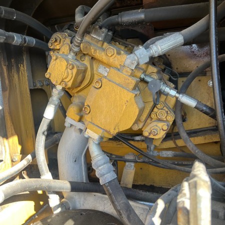 CATERPILLAR - 330F - Excavadora de cadenas