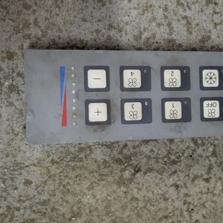 LIEBHERR - L554 - Cargadora de ruedas - PUPITRE 