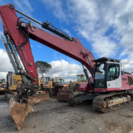 LIEBHERR - R936 - Pelle sur chenilles