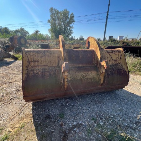 CATERPILLAR - 374 - Excavadora de cadenas