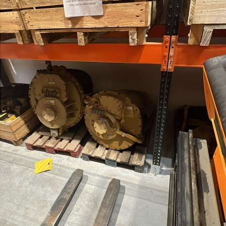 CATERPILLAR - D6R - Bulldozer - caja de cambios