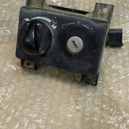 CATERPILLAR - M318 - Excavadora de neumáticos - Contactor