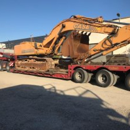 CASE - 9033 - Pelle sur chenilles