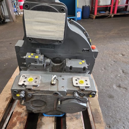 LIEBHERR - LH30M - Wheeled Excavator