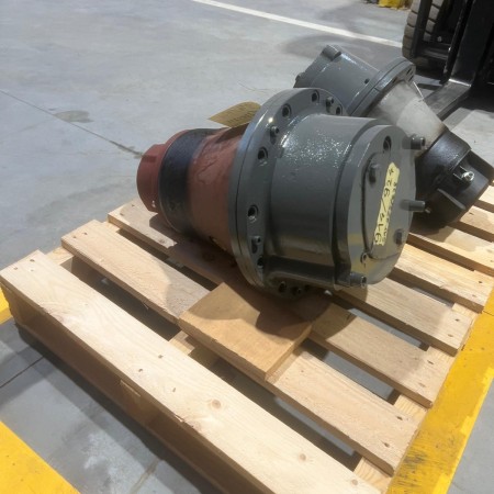 LIEBHERR - R924 - Excavadora de cadenas