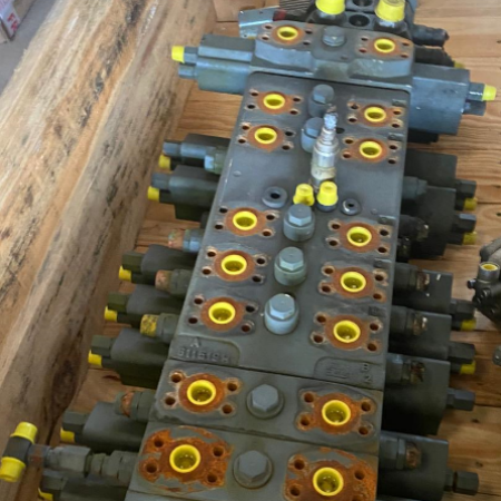 LIEBHERR - A910 Compact - Excavadora de ruedas