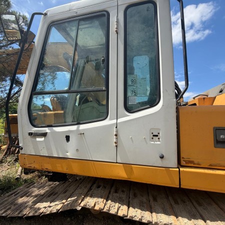 LIEBHERR - R900B - Crawler Excavator