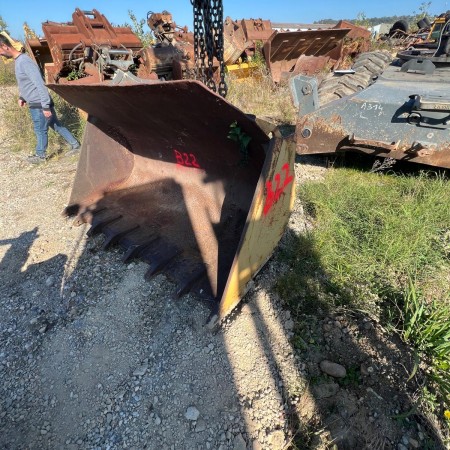  - - Cargador de neumáticos