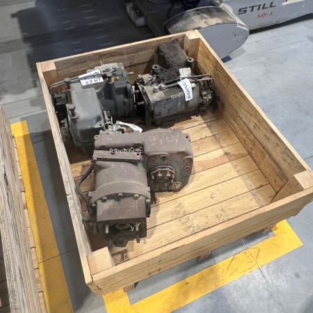 LIEBHERR - LH22M - Excavadora de ruedas - CAJA DE TRANSFERENCIA