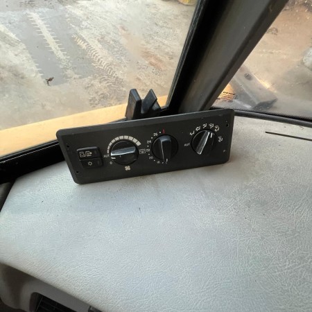 VOLVO - A30G - Camión volquete