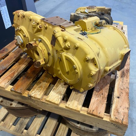 CATERPILLAR - 730 - Dumper - CAJA DE TRANSFERENCIA