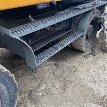 LIEBHERR - A316 - Excavadora de neumáticos - Patas móviles