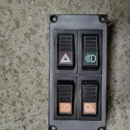 LIEBHERR - - Excavadora de orugas - PUPITRE