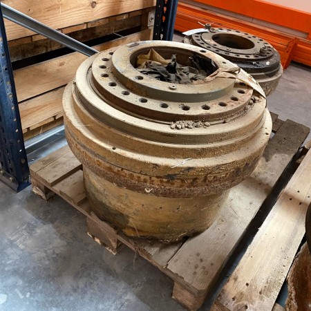 LIEBHERR - R974C - Excavadora de cadenas Caja de cambios de traducción