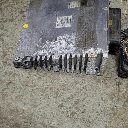 LIEBHERR Excavadora de ruedas - CAJA ELECTRÓNICA